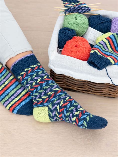 Bunte Zick Zack Socken