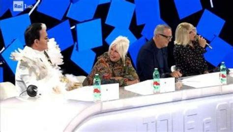 Programmi Tv Stasera Ottobre I Palinsesti Canale Per Canale