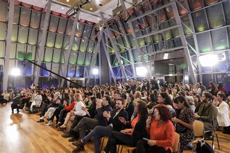 Nos Mueve El Orgullo Mil Personas Disfrutaron Del Evento En El