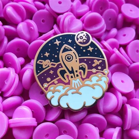 Space Adventure Enamel Pin Etsy Pines De Esmalte S A Etsy