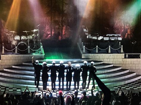 Another one from The Louisville Palace show. : r/Ghostbc