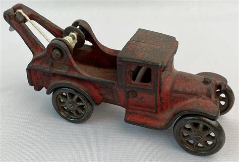 Lot Vintage C 1930 Arcade Red Cast Iron Wrecker 3468 W Hook