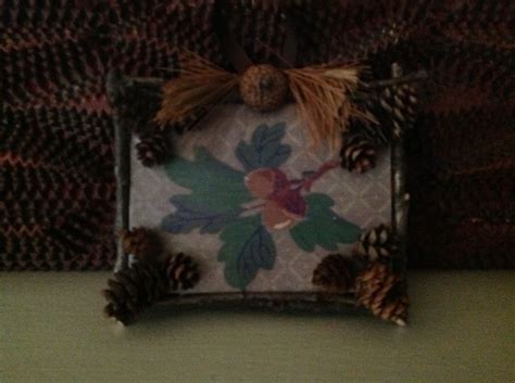 Vintage acorn wallpaper framed by twigs and mini pinecones. | Burlap ...