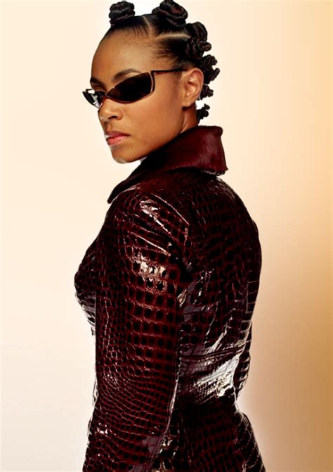 Matrix Niobe, captain of the Logos Jada Pinkett wears Bantu Knot ...