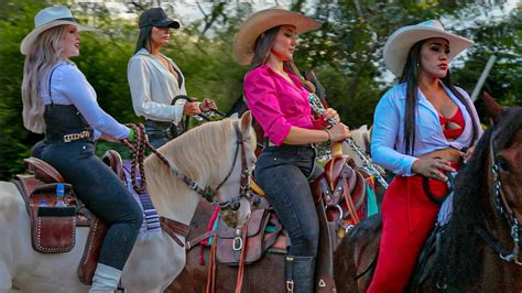 Cabalgata En San Pedro Valle Colombia Youtube