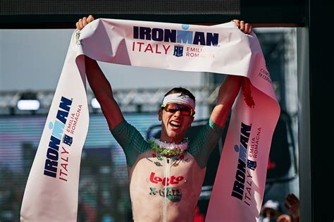 Stenn Goetstouwers è l uomo di ferro dell Ironman Italy