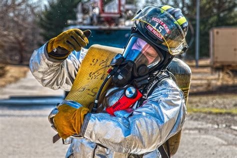 375th CES Firefighters Test Skills