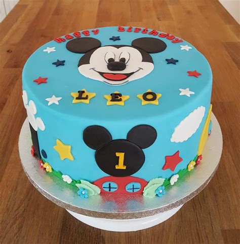 Mickey Mouse birthday cake | Verjaardagstaart, Taart, Chocolade