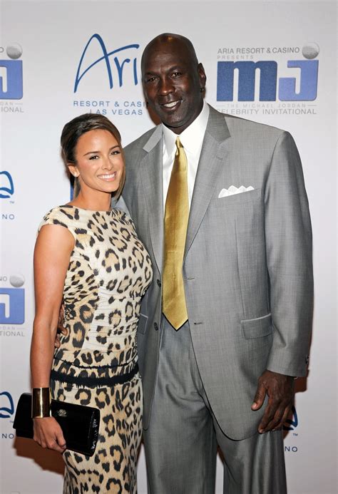 Michael Jordan welcomes twin daughters - Chicago Tribune