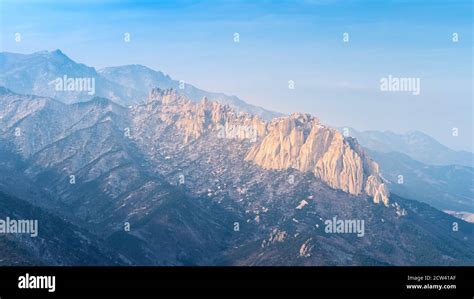 Ulsanbawi Rock In The Seoraksan National Park South Korea Stock Photo