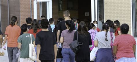 Provas Do Enem S O Reaplicadas Hoje E Amanh A Mil Estudantes Voz