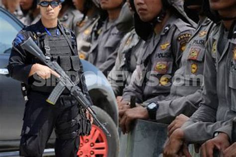 Polda Metro Terjunkan Polisi Preman Amankan Laga Indonesia Vs Vietnam