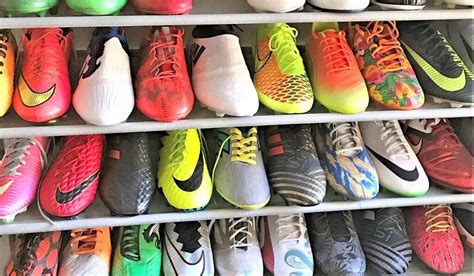 5 Best Soccer Cleats For Strikers In 2024