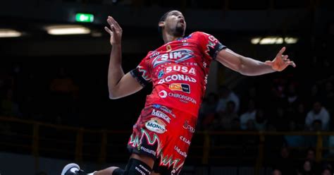 Cubano Wilfredo Le N Es Mvp Del Mes En Liga Italiana