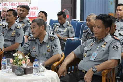 Dirjenham Memberikan Pengarahan Dan Penguatan Kalapas Indramayu Ikut