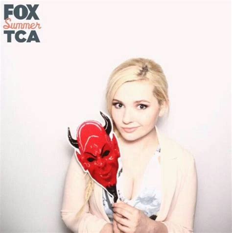 Abigail Breslin Scream Queens The Red Devil Abigail Breslin Abigail Breslin Scream Queens