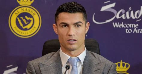 Cristiano Ronaldo Says Hes Playing In Wrong Country In Embarrassing