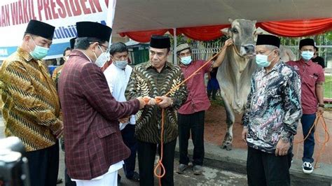 Masjid Istiqlal Berikan Paket Daging Hewan Kurban Saat Idul Adha