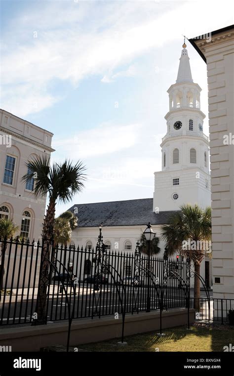 View Of St Michael S Episcopal Church Charleston Sc Stock Photo Alamy