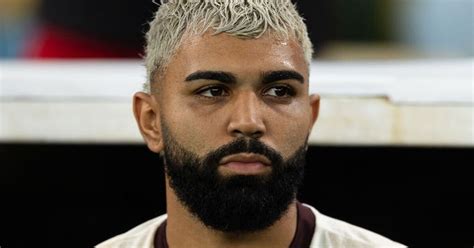 Gabigol Justifica Foto Com Camisa Do Corinthians E Assume Que Tentou