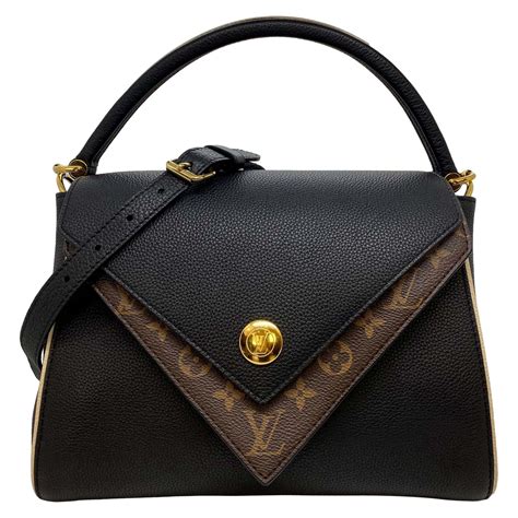 Louis Vuitton Black Epi Leather Shoulder Bag at 1stDibs