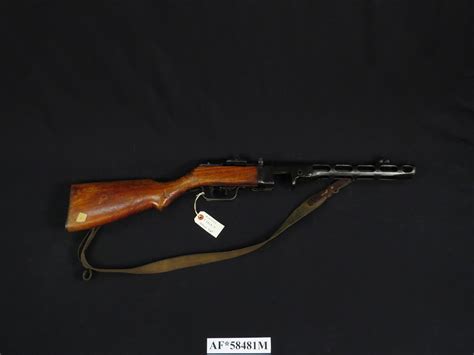 Soviet Pistolet Pulemyot Shpagina Model Ppsh 41 Submachinegun