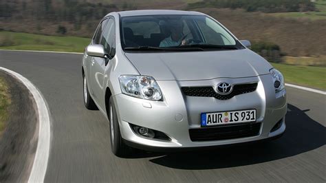 Toyota R Ckruf Lexus Toyota Crown Noah Auris Mit Fehlern Der Spiegel