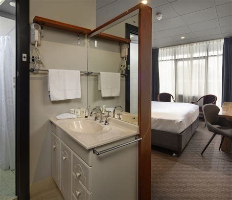 Comfort & Style Awaits - Book Your Stay at Marion Hotel