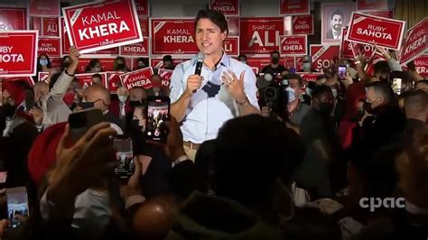 Justin Trudeau Campaigns With Jean Chrétien In Brampton Ont