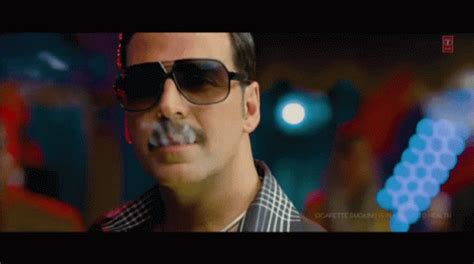 Akshay Kumar GIF - Akshay Kumar - Discover & Share GIFs