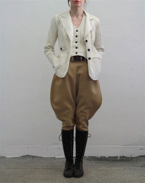 ON HOLD ... Vintage Jodhpurs . Wool Pant . Suede Knee by VeraVague