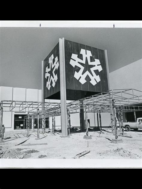 Building Northcross Mall Austin Tx 1970 in 2023 | Austin tx, Austin ...