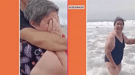 Mujer Conoce El Mar Por Primera Vez A Sus A Os Teleonce Tv V Velo