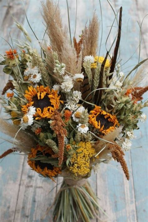 37 Beautiful Dried Flower Wedding Bouquets Weddingomania