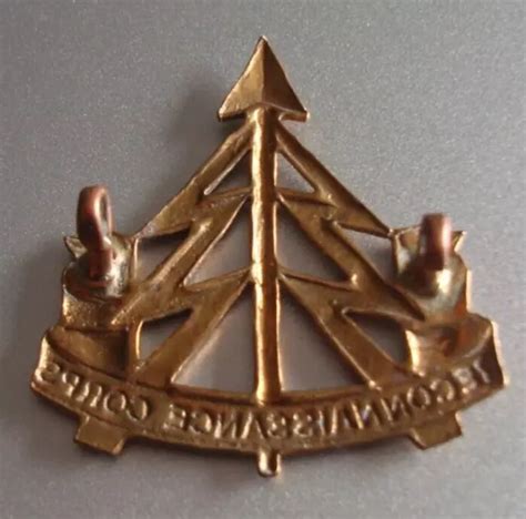 ORIGINAL BRITISH WW2 RECONNAISSANCE CORPS INSIGNIA BADGE 9 50