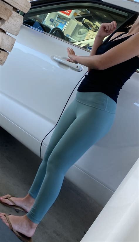 Beautiful Petite Blonde Teen With A Great Tight Ass And VTL Spandex Leggings Yoga Pants Forum