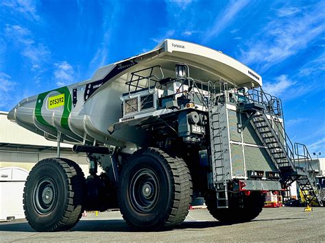 Fortescues Hydrogen Powered Liebherr T 264 Drives On Hydrogen For