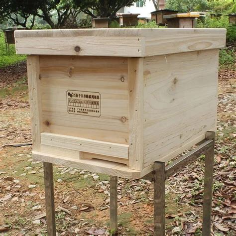 Ruche Automatique En Bois Pour Abeilles Bo Te Accent Quipement Apicole