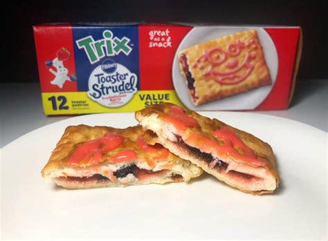 Review Pillsbury Trix Fruitalicious Berry Toaster Strudel Junk Banter