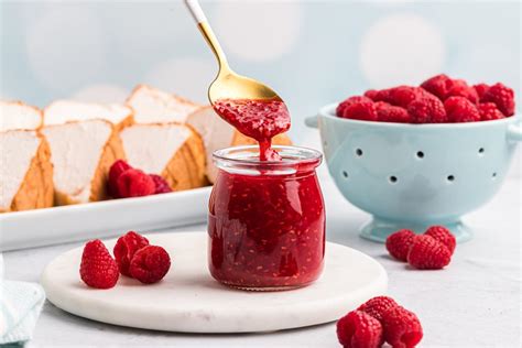 FRESH Raspberry Sauce Recipe Great For Topping Desserts