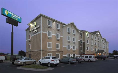 Extended Stay Hotel in Lincoln, NE | WoodSpring Suites Lincoln ...