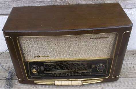 Grundig Majestic Radio Reverb Australia