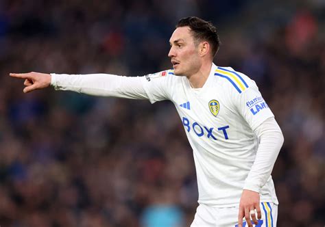 Connor Roberts Gives Leeds Options In The Championship Promotion Race