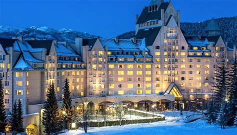 Luxury Ski Chalets & Holidays in Whistler | Ski Solutions