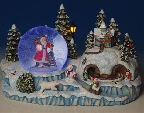 Snow Globe With Santa And Reindeer