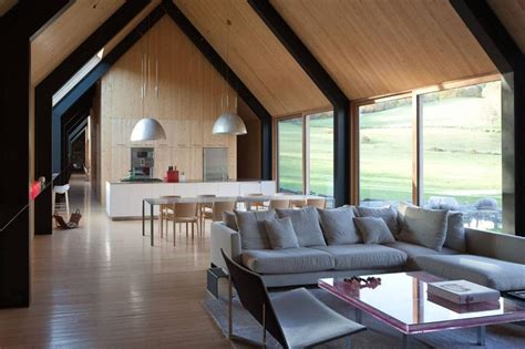 Modern Barns That Are So Far From Farmyard