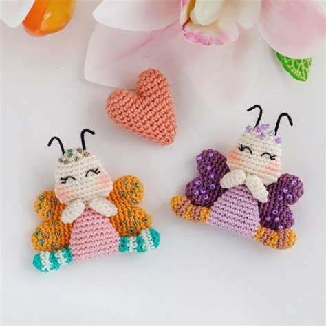 Bee Brooch Crochet Pattern - Eryhana Crochet Family