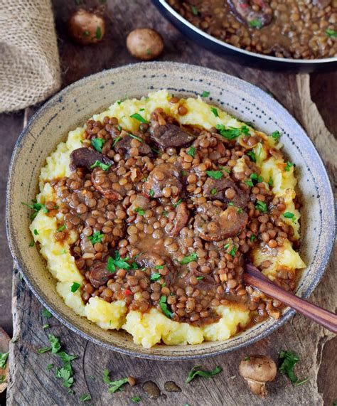 Hearty Lentil Stew (Vegan Recipe) - Elavegan