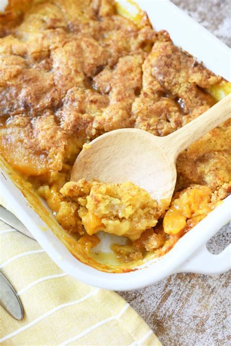 The Best Peach Dump Cake Recipe Sizzling Eats