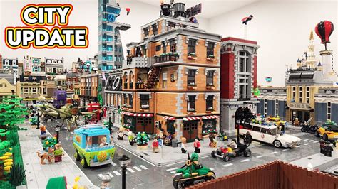 Detailing the LEGO City! Pop Culture Street LOOKS AWESOME! | Brick ...